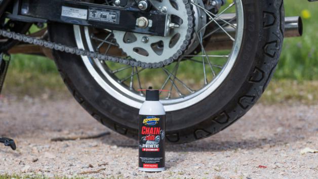 Spectro Total Tac: Λιπαντικό αλυσίδας για μέγιστη αντοχή Spectro Total Tac: Λιπαντικό αλυσίδας για μέγιστη αντοχή