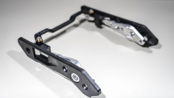 Νέα πλευστή βάση για βαλίτσες, για τα μοντέλα Adventure της KTM. 