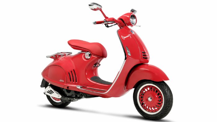 Η νέα Vespa Red, που δημιουργήθηκε με ειδικό σκοπό να υποστηρίξει το (RED) στο έργο του. 
