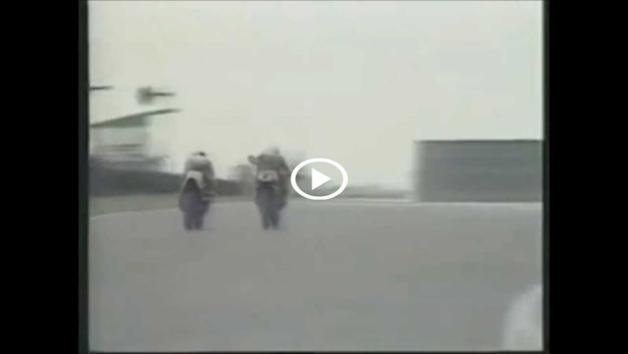 VIDEO: Οι χειρονομίες του Sheene στον Roberts!