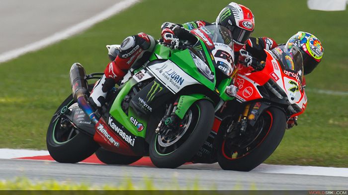 Η σύγκρουση Rea-Davies στην τελευταία στροφή του δεύτερου σκέλους δεν απέτρεψε τ Η σύγκρουση Rea-Davies στην τελευταία στροφή του δεύτερου σκέλους δεν απέτρεψε τον δεύτερο από τη νίκη. Ήταν άλλη μια απόδειξη του πόσο πολύ θέλει να νικήσει ο Rea κι ας έχει σαρώσει τα πάντα φέτος.