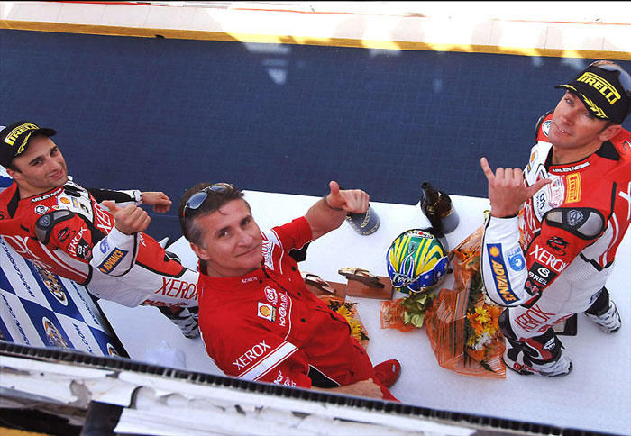 WSBΚ: Αποτελέσματα καρμπόν!