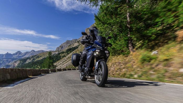 YAMAHA TRACER 9: Με τον κορυφαίο κινητήρα χτυπάει πάλι την κορυφή των ταξινομήσεων
