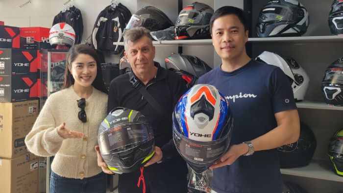 Η Yohe επισφραγίζει τη συνεργασία με τη Μότο Πήγασος