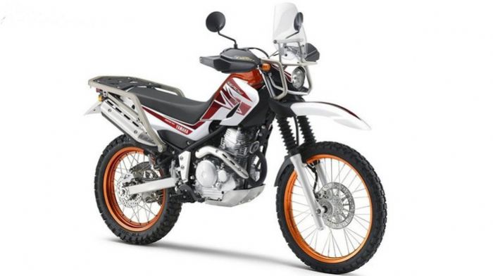 Έτοιμο για περιπέτειες επί παντός εδάφους το Serow 250 Touring της Yamaha. 