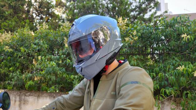 Test Yohe 935 SV: Προσιτό & ποιοτικό ανοιγόμενο κράνος με δώρο Bluetooth