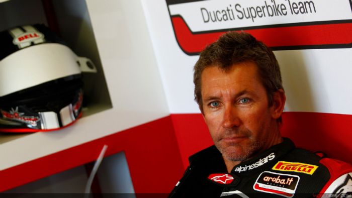 Πιστεύει οτι μπορεί να πάρει ξανά πρωτάθλημα. Πιστεύει οτι μπορεί να πάρει ξανά πρωτάθλημα.