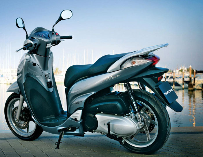 Αγοράζω Honda SH 300i 