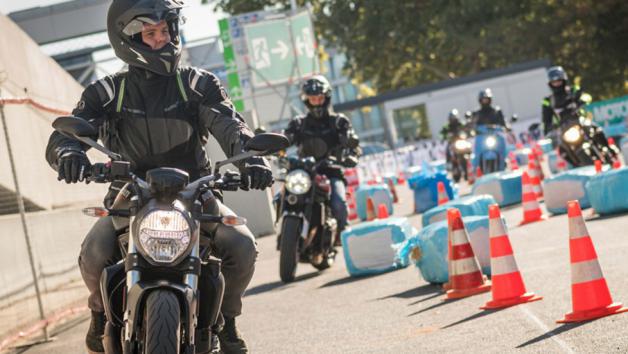 Υποχρεωτική ανανέωση διπλώματος στα 60 εξετάζει η ΕΕ Υποχρεωτική ανανέωση διπλώματος στα 60 εξετάζει η ΕΕ