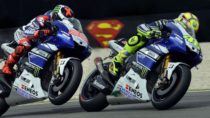 Η Yamaha τα πήρε σχεδόν όλα στο Assen. Νίκη Rossi, έπος Lorenzo, pole και βάθρο Η Yamaha τα πήρε σχεδόν όλα στο Assen. Νίκη Rossi, έπος Lorenzo, pole και βάθρο για Crutchlow!