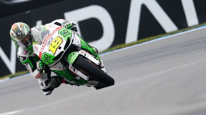 Μπράβο στον Alvaro, αν και μάλλον οι εργοστασιακοί φοβήθηκαν τις τούμπες και οδή Μπράβο στον Alvaro, αν και μάλλον οι εργοστασιακοί φοβήθηκαν τις τούμπες και οδήγησαν χαλαρά στα τρίτα δοκιμαστικά.