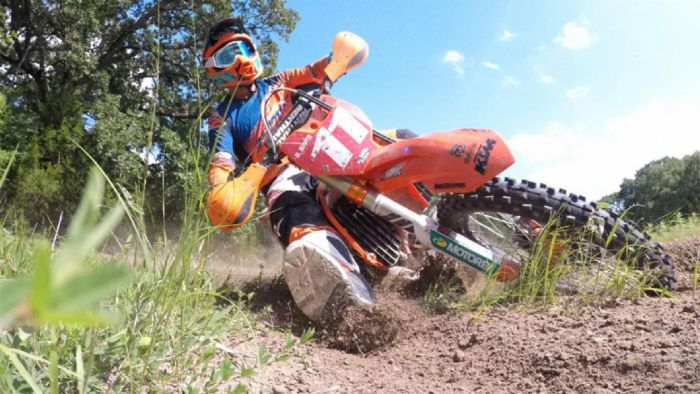 Το ντεμπούτο του στο enduro θα καθυστερήσει λίγο ακόμα. Το ντεμπούτο του στο enduro θα καθυστερήσει λίγο ακόμα.