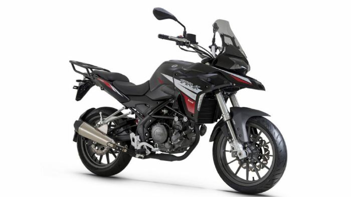 Το νέο Benelli TRK 251