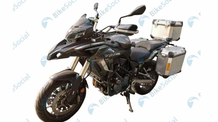 Είναι αυτό το νέο Benelli TRK 502; 