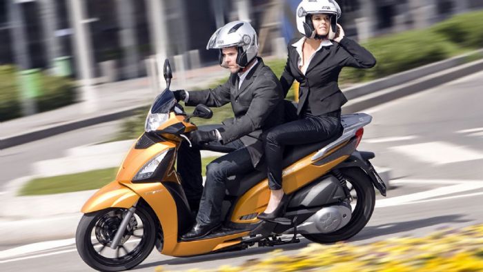 5 προτάσεις scooters για κάθε χρήση, με όριο budget τις 4.000 ευρώ