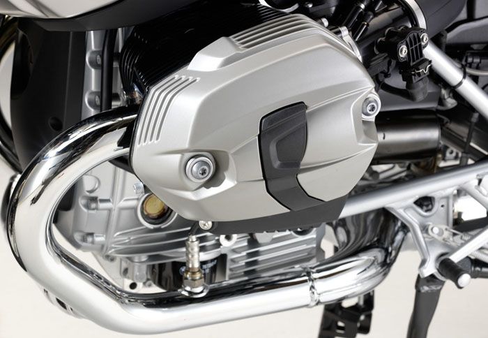 Έγγραφα που ήρθαν στο φως αποκαλύπτουν πως ο αερόψυκτος boxer δε θα τεθεί ακόμη Έγγραφα που ήρθαν στο φως αποκαλύπτουν πως ο αερόψυκτος boxer δε θα τεθεί ακόμη εκτός κυκλοφορίας, για χάρη του υγρόψυκτου.