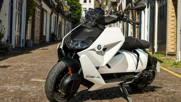 BMW CE 04: Το πιο γρήγορο ηλεκτρικό scooter