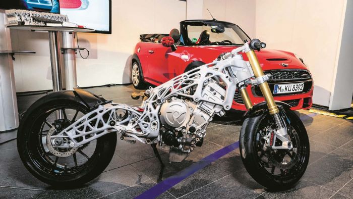 Αυτό είναι το νέο 3D πλαίσιο της BMW