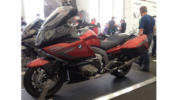 Η BMW παρουσίασε μια νέα έκδοση του K 1600 GT, με το όνομα Sport και αισθητικές, Η BMW παρουσίασε μια νέα έκδοση του K 1600 GT, με το όνομα Sport και αισθητικές, στην πλειοψηφία τους, αλλαγές.