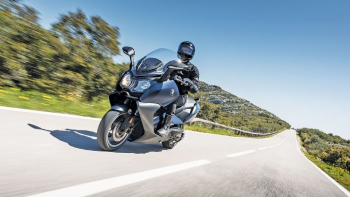 Ένα νέο ελαστικό από την Bridgestone σχεδιασμένο για mega scooters και για χρήση επιδόσεων και όχι μόνο.