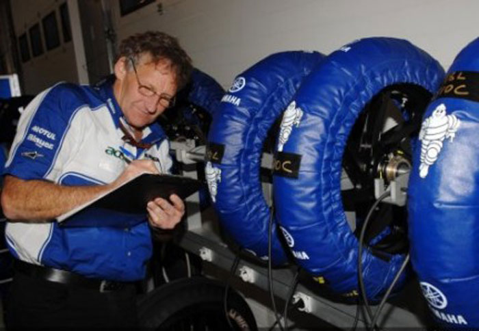 Burgess: Λάθος η μονομάρκα στα MotoGP 