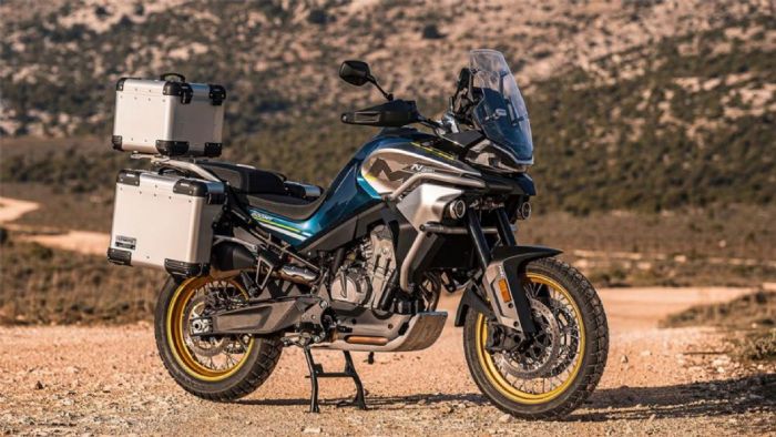 Αυτό είναι το CFMoto MT800