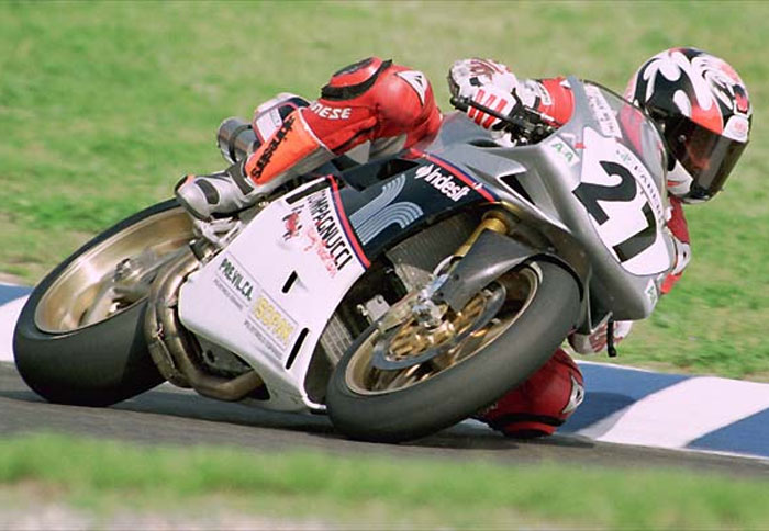 Chili: Ο βετεράνος των Superbike