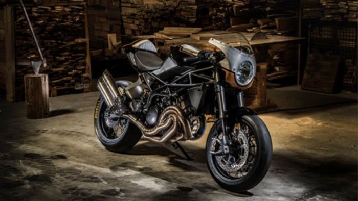 Αυθεντική cafe racer εμφάνιση