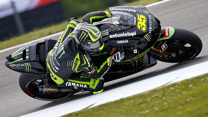 Συγχαρητήρια αξίζουν στον Cal Crutchlow που παρουσιάζει συνεχή άνοδο, και πήρε τ Συγχαρητήρια αξίζουν στον Cal Crutchlow που παρουσιάζει συνεχή άνοδο, και πήρε την πρώτη του pole position, στο Assen!