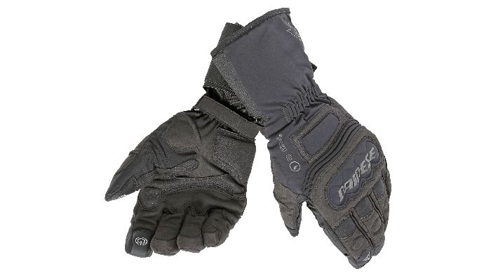 Τα Rainlong D-Dry θα τα βρείτε στη Motorparts σε νέα χαμηλότερη τιμή 85 ευρώ ένα Τα Rainlong D-Dry θα τα βρείτε στη Motorparts σε νέα χαμηλότερη τιμή 85 ευρώ έναντι αρχικής τιμής 100 ευρώ. Περισσότερα στο τηλ. 210-9961782.