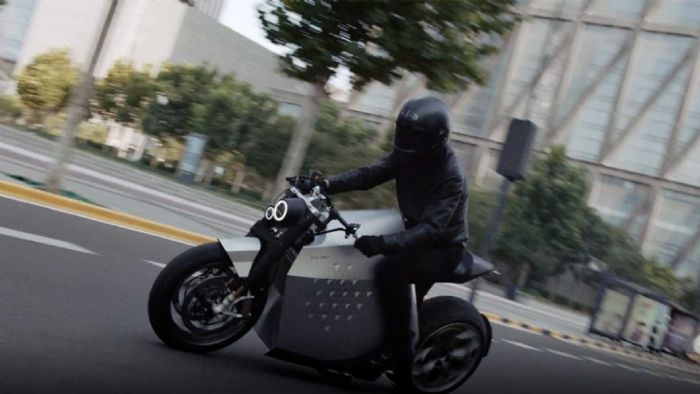 DC100: Ηλεκτρική φορτωμένη με ηλεκτρονικά DC100: Ηλεκτρική φορτωμένη με ηλεκτρονικά