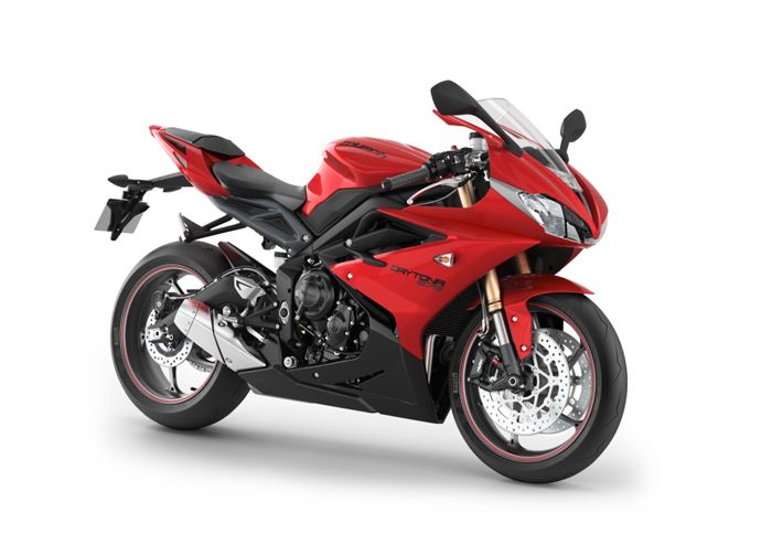Το Daytona 675 απέκτησε νέο και ισχυρότερο κινητήρα, καθώς και ελαφρύτερο και πι Το Daytona 675 απέκτησε νέο και ισχυρότερο κινητήρα, καθώς και ελαφρύτερο και πιο άκαμπτο πλαίσιο, μεταξύ άλλων.
