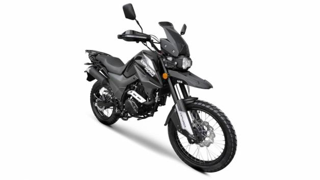 Daytona Explorer 125: Με ανεστραμμένο πιρούνι και ακτινωτούς τροχούς Daytona Explorer 125: Με ανεστραμμένο πιρούνι και ακτινωτούς τροχούς