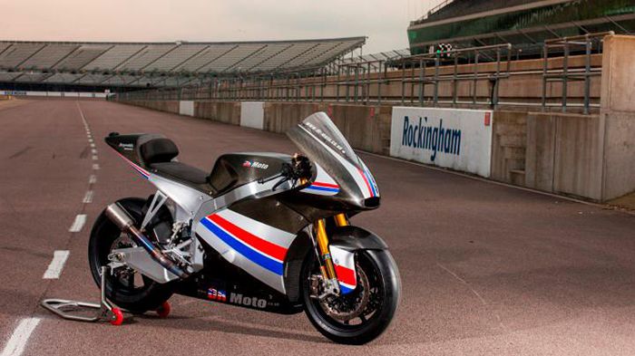 Και στο μαύρο χρώμα είναι πανέμορφο.