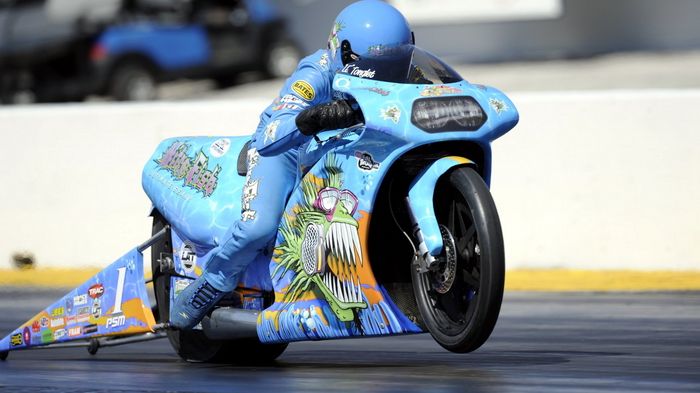 Ελπίζουμε σύντομα να διαβάσουμε και επίσημες εξηγήσεις από τους διοργανωτές του Ελπίζουμε σύντομα να διαβάσουμε και επίσημες εξηγήσεις από τους διοργανωτές του Drag Day.