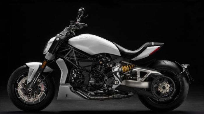 Το νέο χρώμα Iceberg White