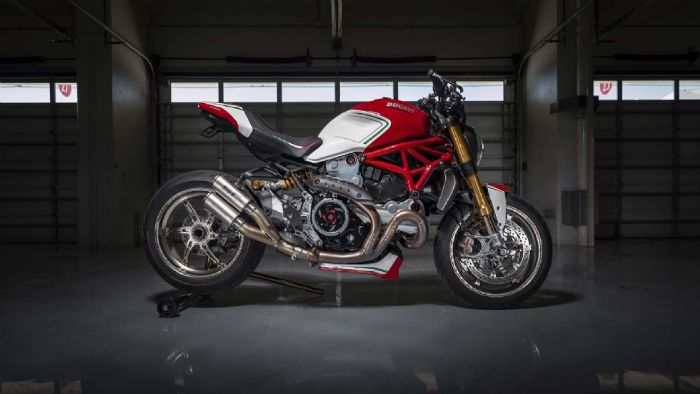Ducati Monster 1200 Motovation