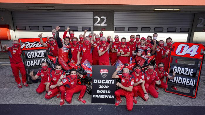 Η ομάδα της Ducati στα MotoGP το 2020. Η ομάδα της Ducati στα MotoGP το 2020.