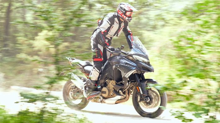 Αυτή είναι η νέα Ducati Multistrada V4, λοιπόν...