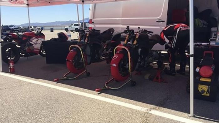 Ducati: Δοκιμάζει νέο V4 Naked! 