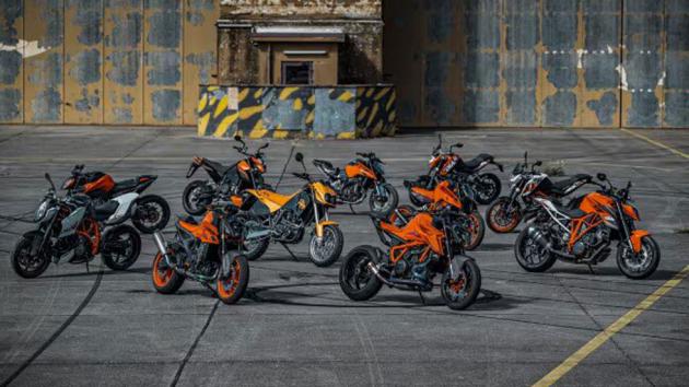 Κλείνει τα 30 η οικογένεια KTM Duke