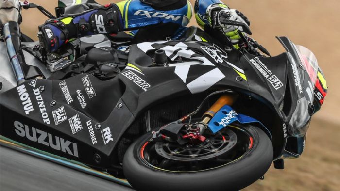 Dunlop: Δυναμική συμμετοχή στον αγώνα 24 Heures Motors Dunlop: Δυναμική συμμετοχή στον αγώνα 24 Heures Motors