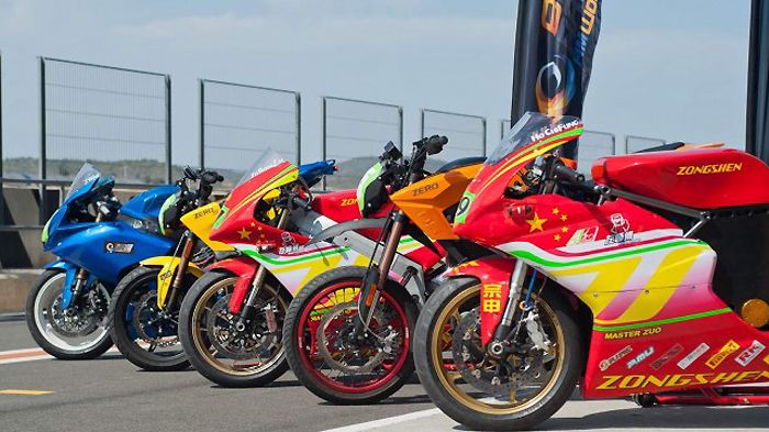 Οι πρώτοι επίσημοι Κυπελλούχοι αναβάτες με ηλεκτρικές μοτοσικλέτες είναι γεγονός Οι πρώτοι επίσημοι Κυπελλούχοι αναβάτες με ηλεκτρικές μοτοσικλέτες είναι γεγονός!