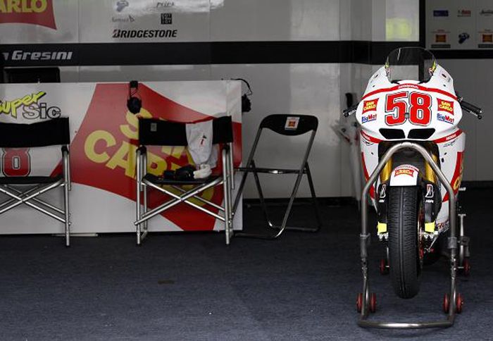 Μετά το τραγικό γεγονός, η ομάδα της Honda έχει «γονατίσει» από τον πόνο.