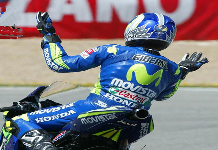 Ατύχημα η επαφή Rossi-Gibernau