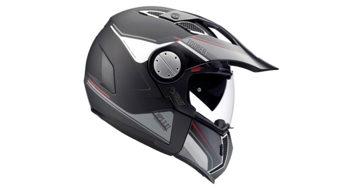 Το HPS X.01 Tourer θα το βρείτε στην τιμή των 180 ευρώ στο e-shop της Bikers Wor Το HPS X.01 Tourer θα το βρείτε στην τιμή των 180 ευρώ στο e-shop της Bikers World και στην τιμή των 200 ευρώ στο κατάστημα.