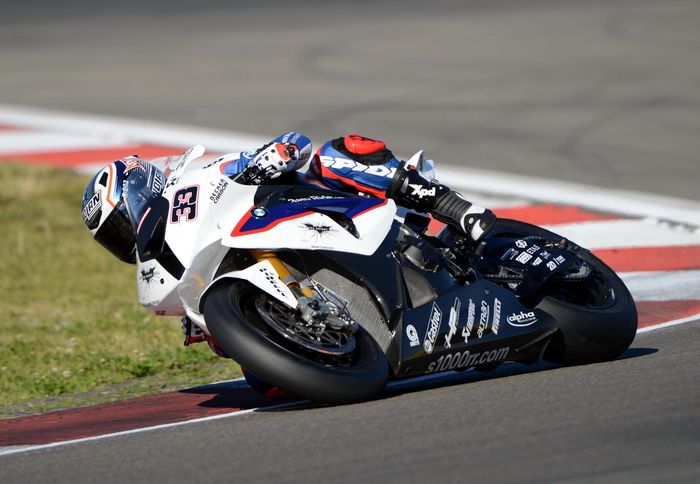 O Leon Haslam δεν καταάφερε να λάμψει όπως θα ήθελε, στα δυο χρόνια που πέρασε με την ομάδα της BMW.