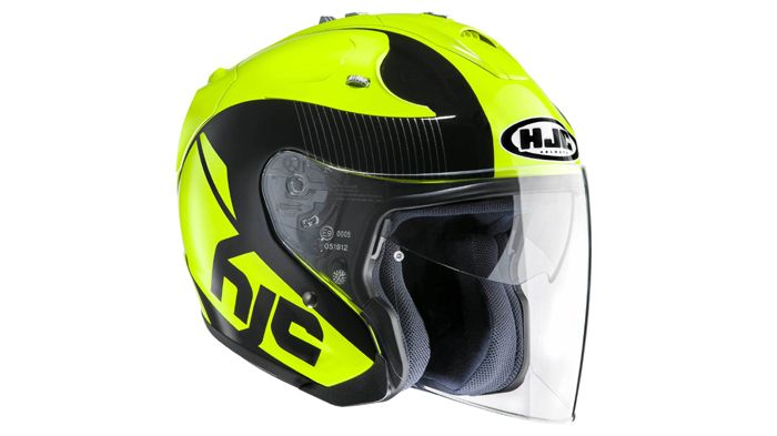 Θα το βρείτε σε μέγεθος Medium σε νέα τιμή 185 ευρώ έναντι αρχικής τιμής 220 ευρώ. Περισσότερα στο τηλ. 210-9961782.