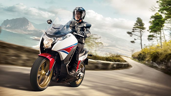 To ανανεωμένο Integra έρχεται με σημαντικές αλλαγές τόσο στον κινητήρα του όσο κ To ανανεωμένο Integra έρχεται με σημαντικές αλλαγές τόσο στον κινητήρα του όσο και στους τομείς της εργονομίας και της άνεσης.