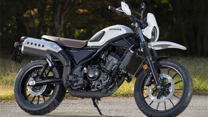 Η Honda CL300 στις δύο εκδοχές της: Την ελαφρώς πιο πλούσια λευκή, αλλά και την Η Honda CL300 στις δύο εκδοχές της: Την ελαφρώς πιο πλούσια λευκή, αλλά και την βασική πορτοκαλί.